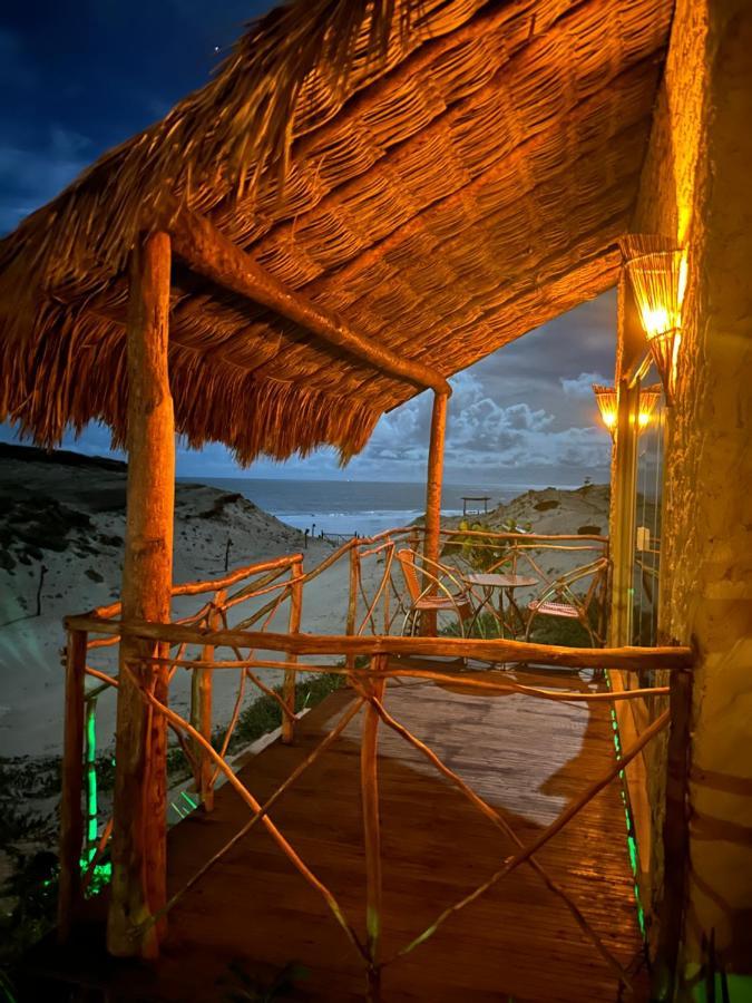 Bangalo Encantador Praia Da Baleia Itapipoca Exterior foto